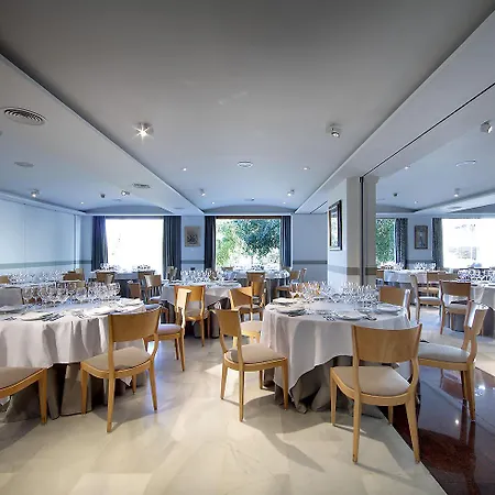 Hotel De 4*